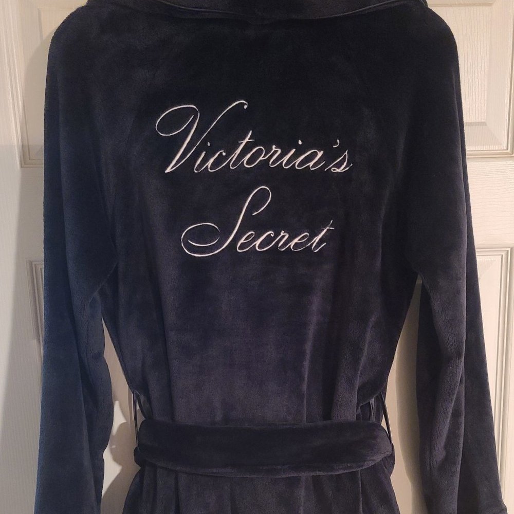NWT Victoria's Secret Short Robe